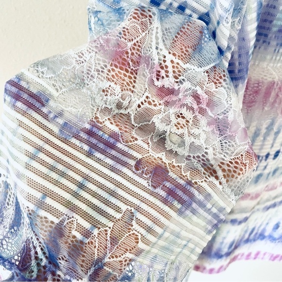 NWT Alfred Dunner "Isn't It Romantic" Ikat Biadere Crew Neck Top w/ Necklace -3X - Picture 11 of 12